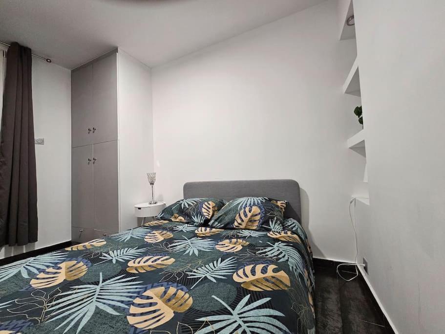 Appartement Proche Metro Paris Пантен Екстериор снимка